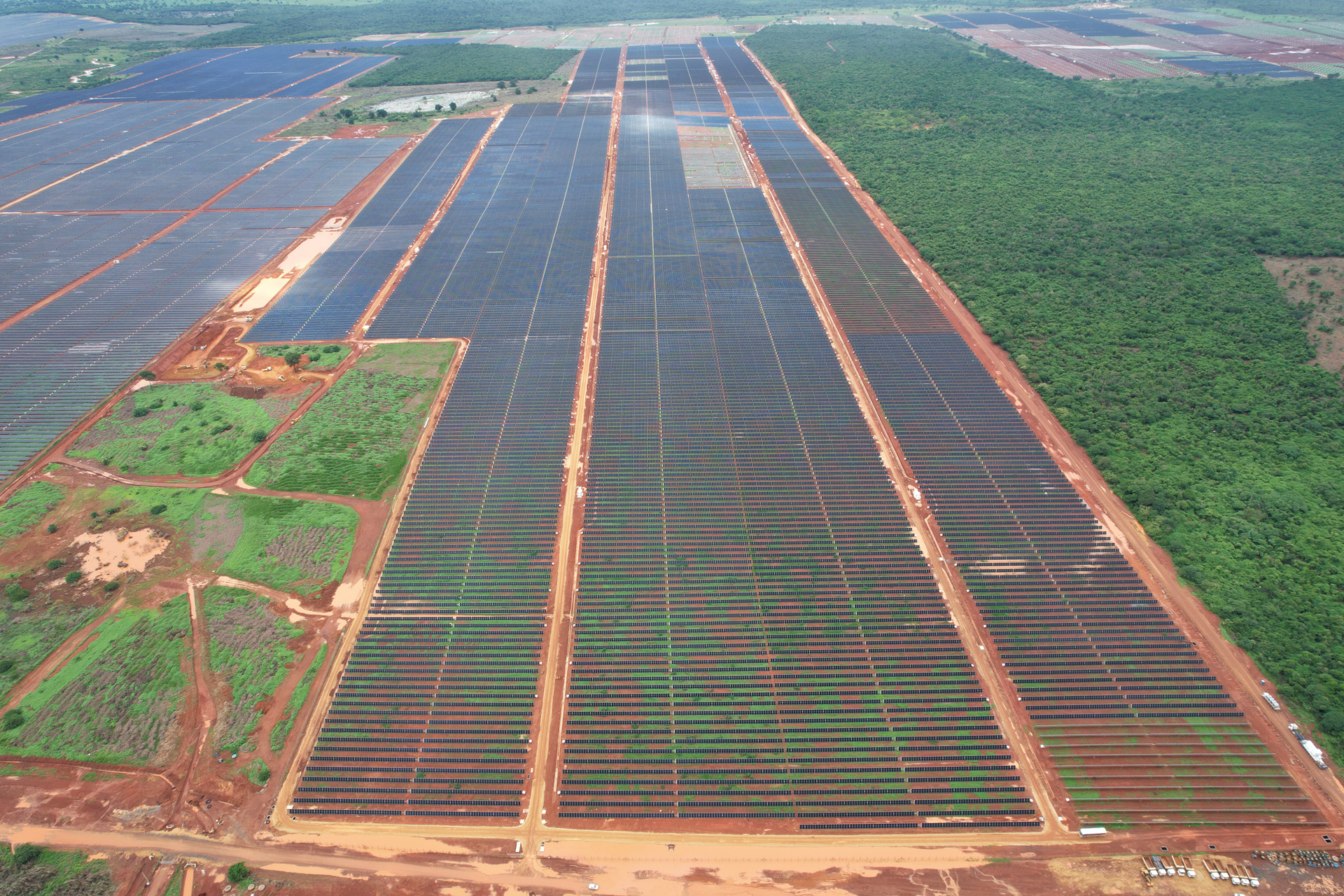 Parque Solar Janaúba AGIS